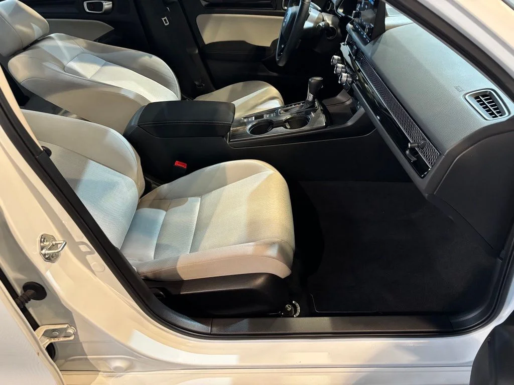 Certified Used 2022 Platinum White Pearl Honda EX image 23
