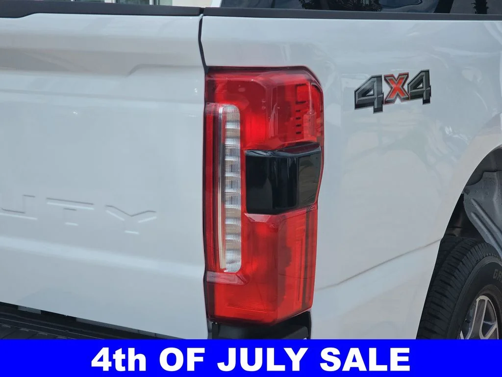 New 2026 Oxford White Ford F-350® Lariat® image 29