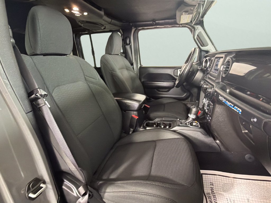 Used 2021 Gray Jeep Sport Altitude 4x4 image 34