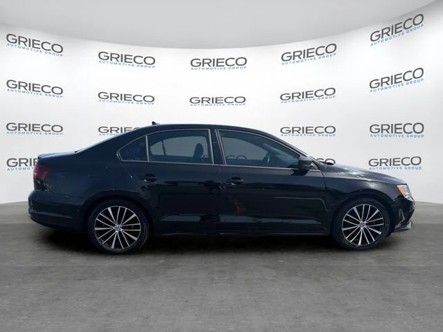 Used 2016 Black Volkswagen 1.8T Sport image 8