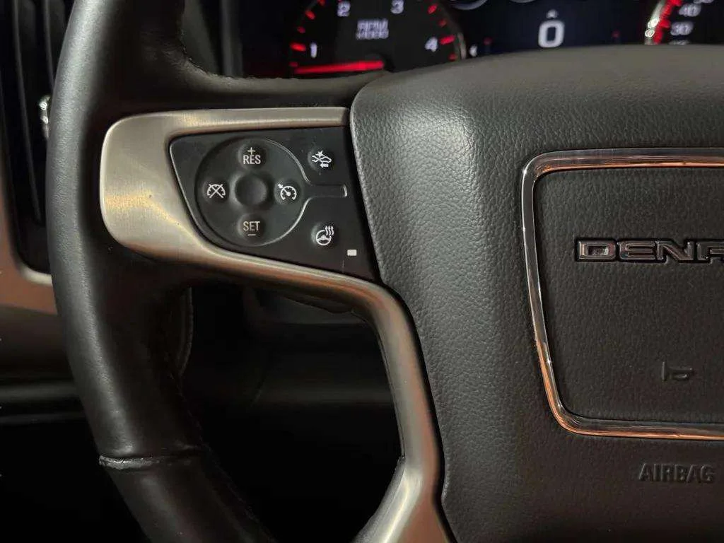 Used 2016 SUMMIT WHITE GMC Denali image 15
