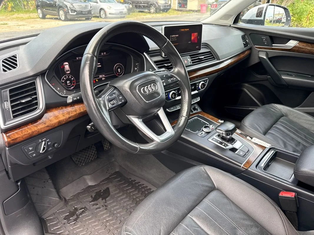 Used 2018  Audi 2.0T Premium image 14