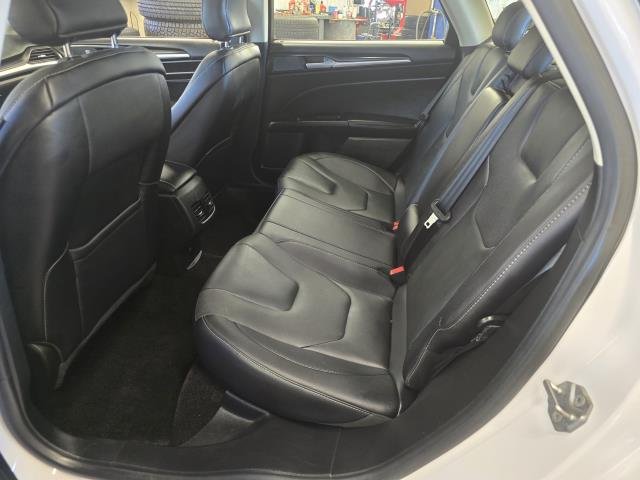 Used 2018 White Platinum Tri-Coat Metallic FORD TITANIUM image 11