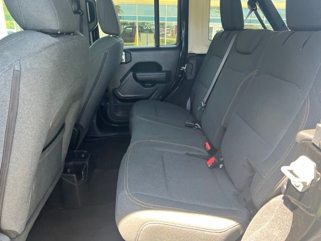 Used 2024 Black Jeep Sport S image 22