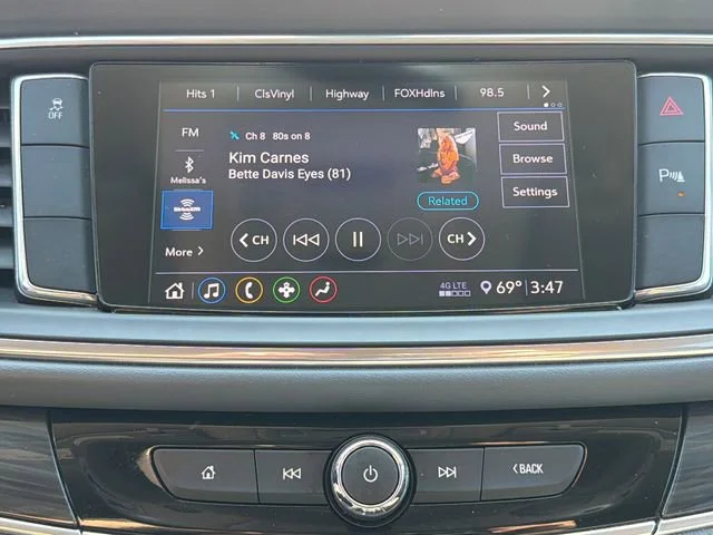 Used 2020 Ebony Twilight Metallic Buick Essence image 29