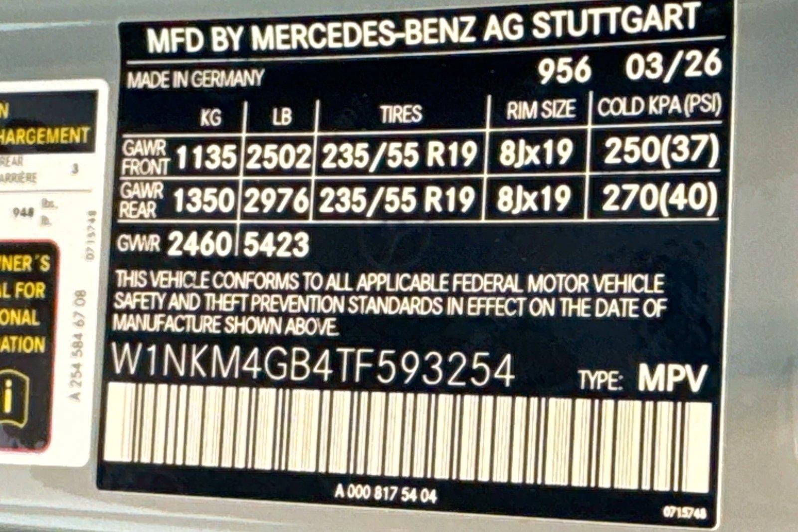 New 2026 Manufaktur Alpine Grey Mercedes-Benz GLC 300 image 30