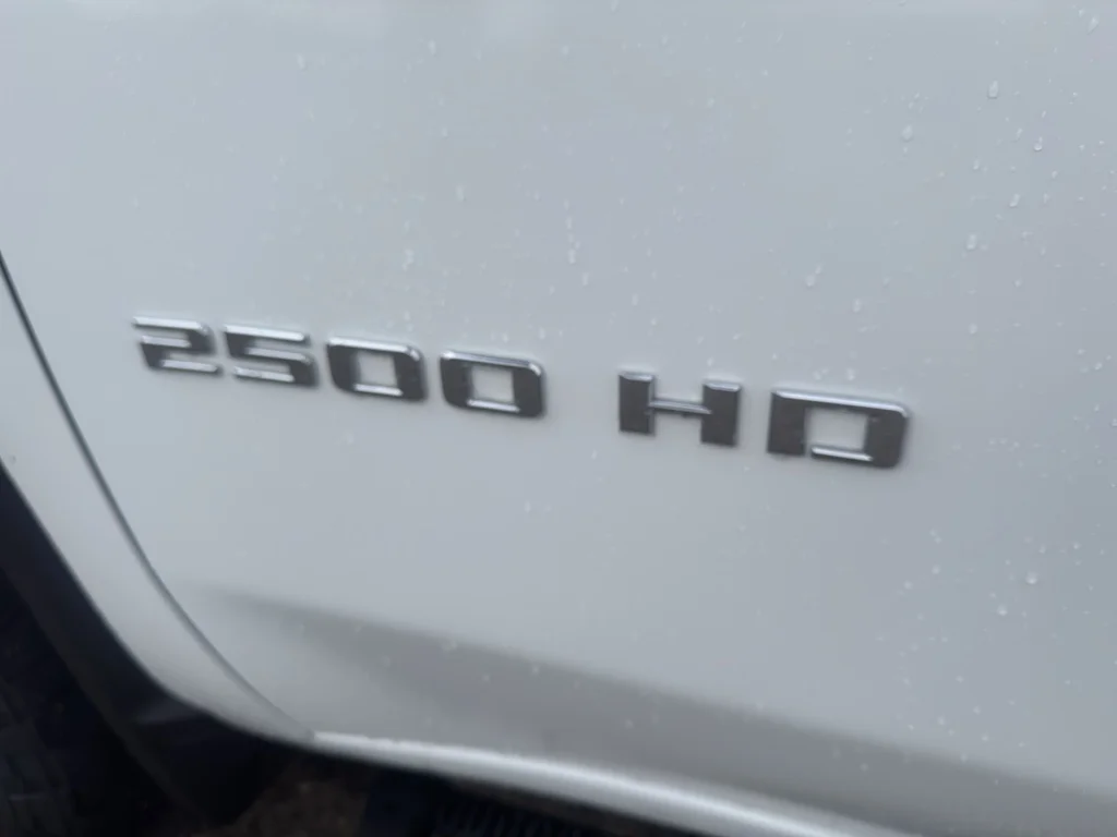 Used 2020 Summit White Chevrolet LT image 10