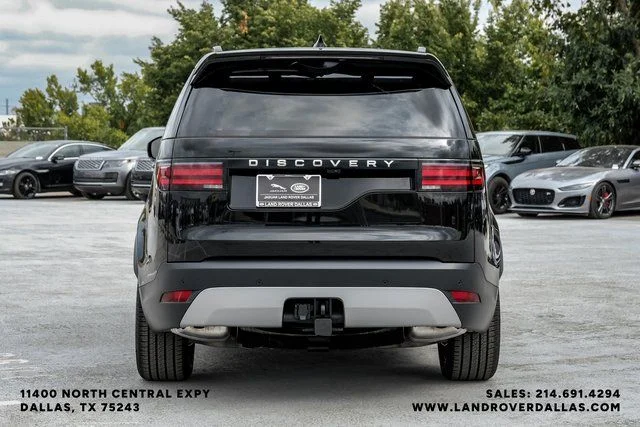 Used 2025 Santorini Black Metallic Land Rover S image 7