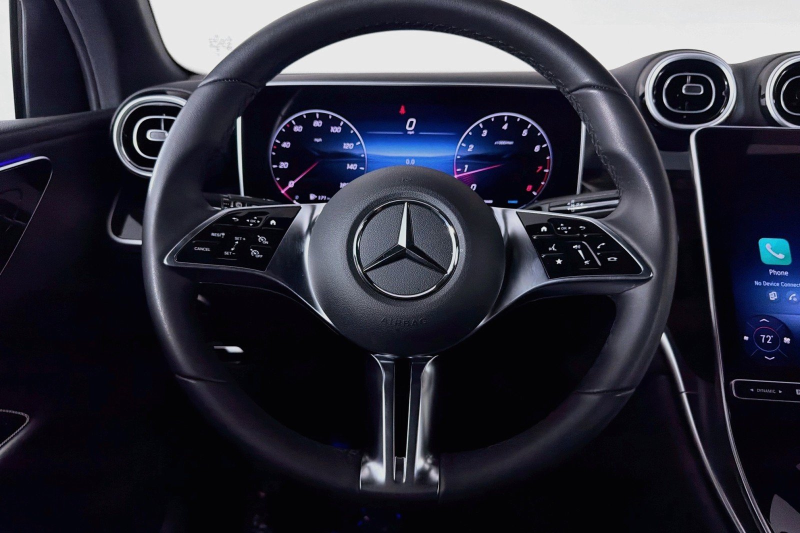 Certified Used 2026 Polar White Mercedes-Benz GLC 300 image 19