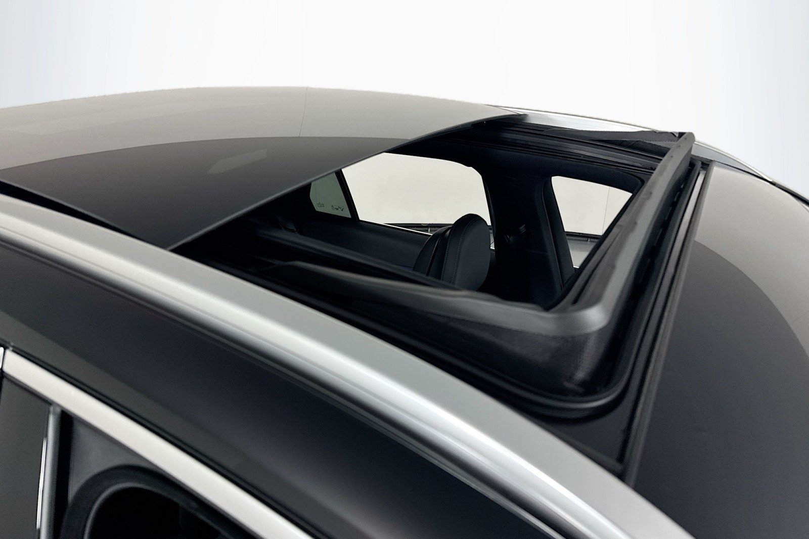 New 2026 Black Mercedes-Benz GLC 300 4MATIC® SUV image 21