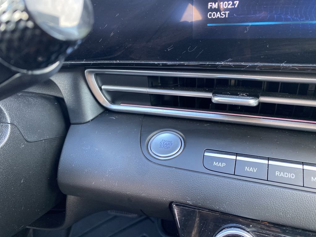 2025 Hyundai Elantra SEL - Photo 22