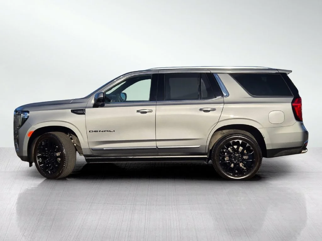 Used 2024 Sterling Metallic GMC Denali image 7