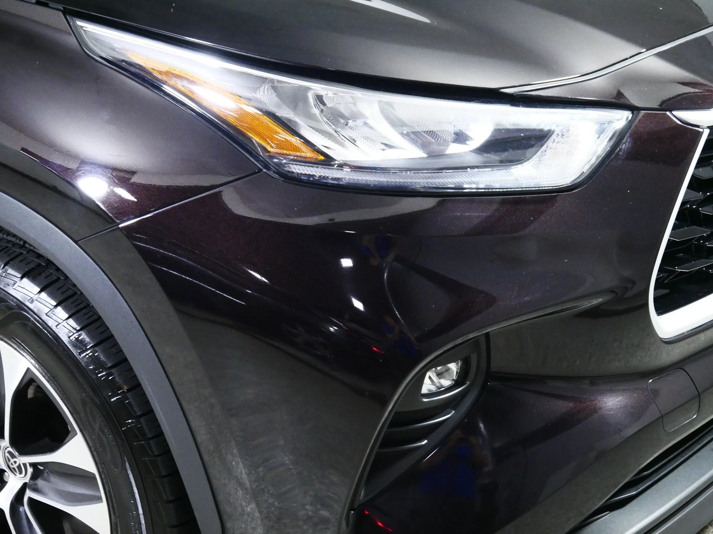 Used 2020 Opulent Amber Toyota XLE image 16