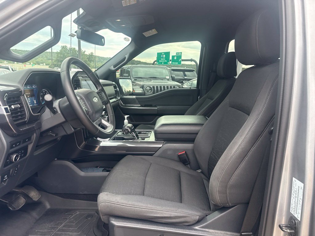Used 2023 Silver Metallic Ford XLT image 13