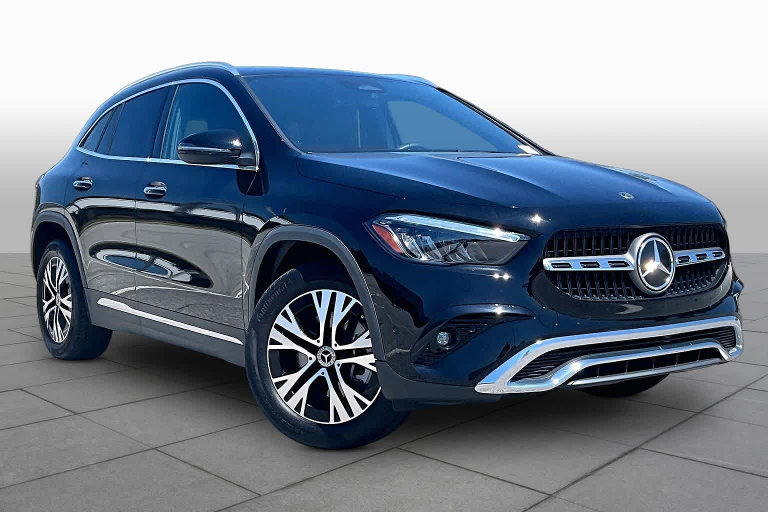 Used 2025 Night Black Mercedes-Benz GLA 250 image 3