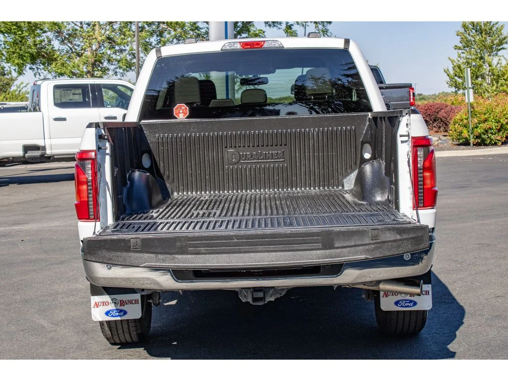 Used 2024 Oxford White Ford XLT image 11