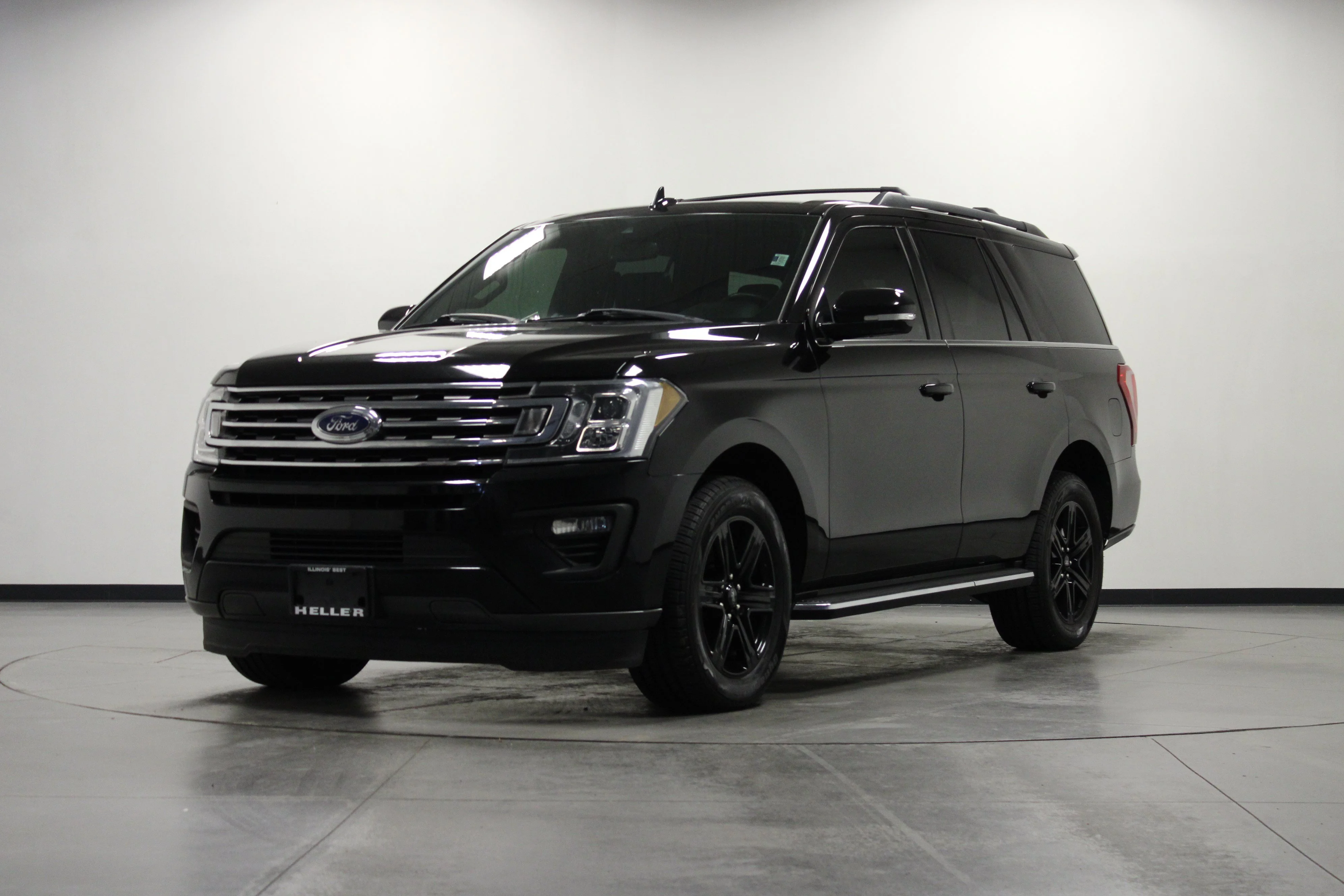 Used 2020 Black Ford XLT image 8