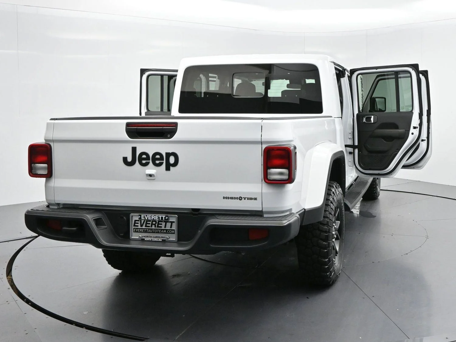 Used 2025 White Jeep High Tide image 36