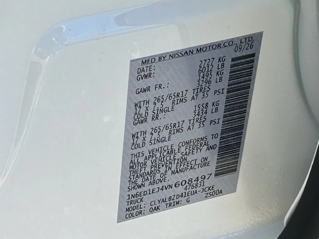 New 2027 Glacier White Nissan Crew Cab SV image 29