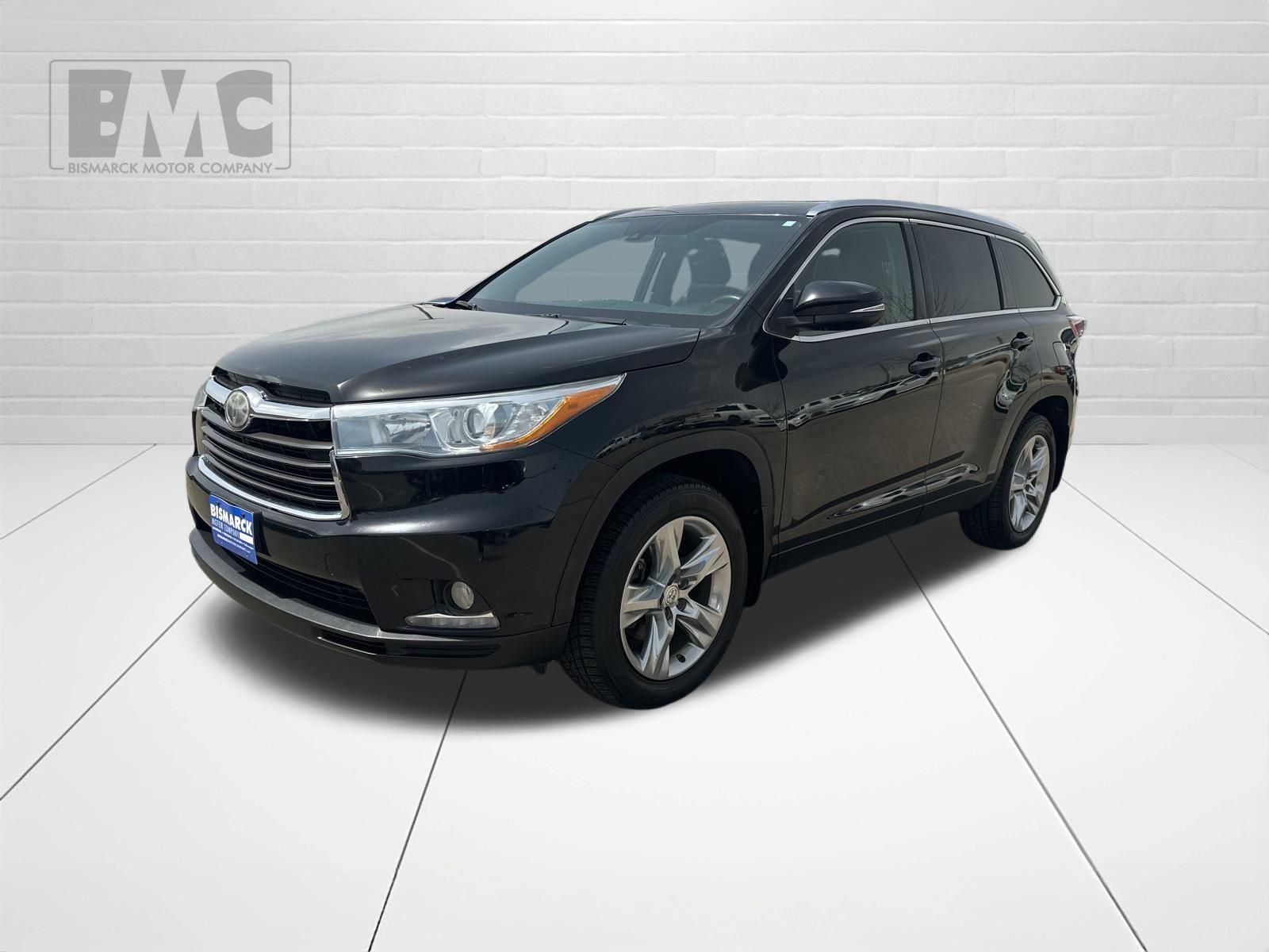 Used 2014 Black Toyota Limited image 1