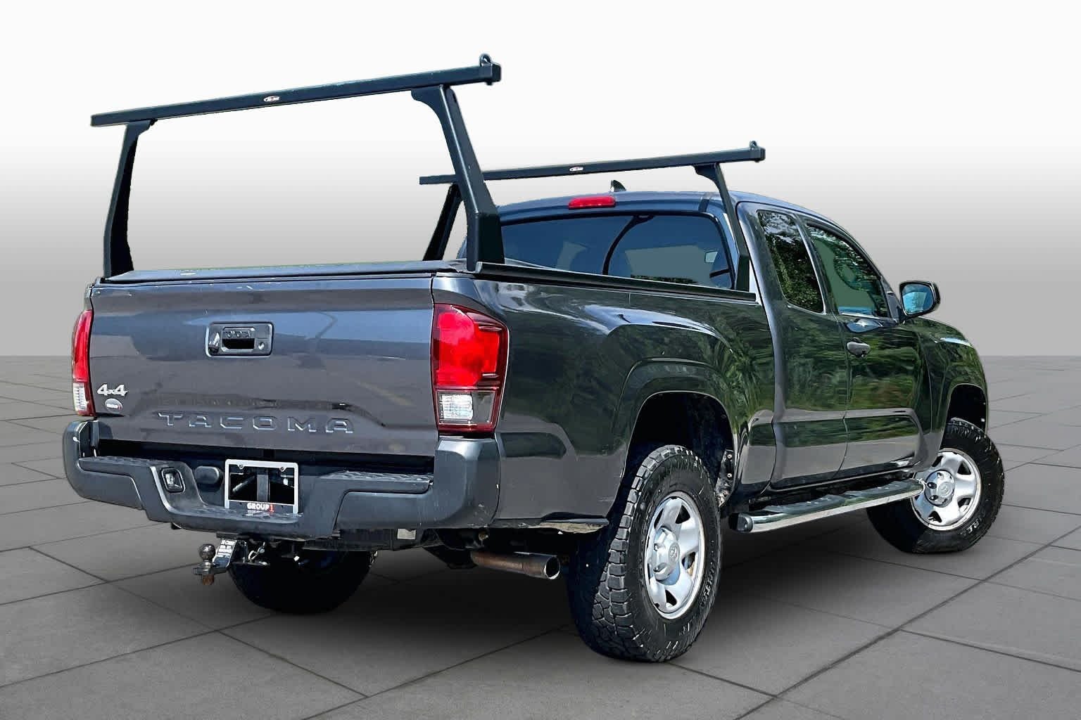 Used 2019 Magnetic Gray Metallic Toyota SR image 13