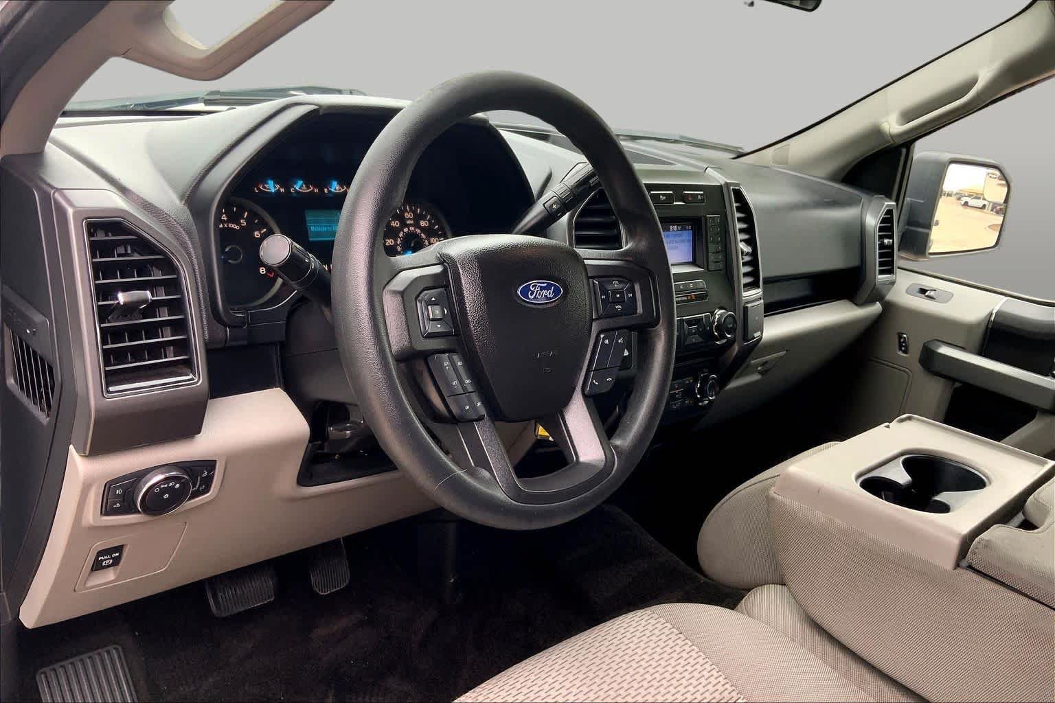 Used 2018 Oxford White Ford XLT image 18