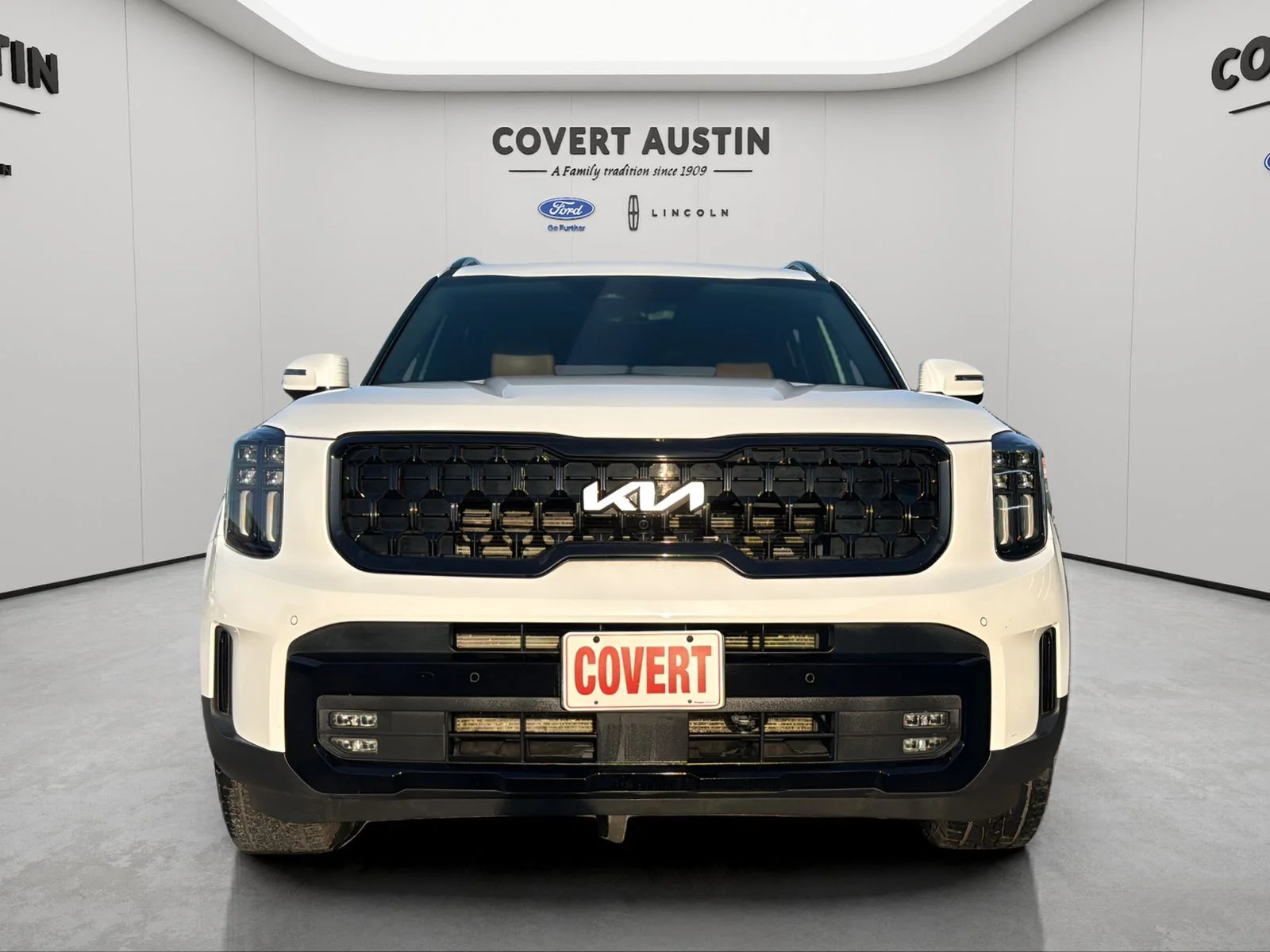 Used 2024 White Kia SX-Prestige X-Pro image 8