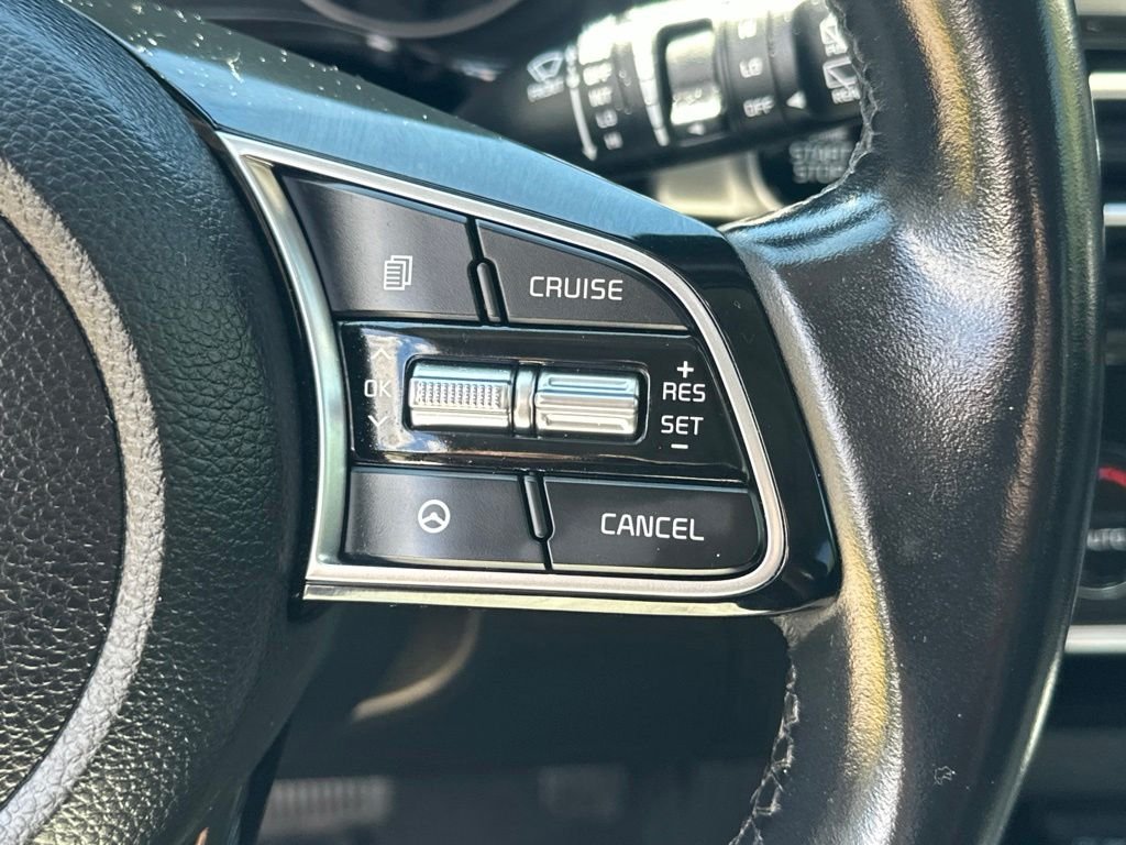 Used 2021 Black Kia EX image 15