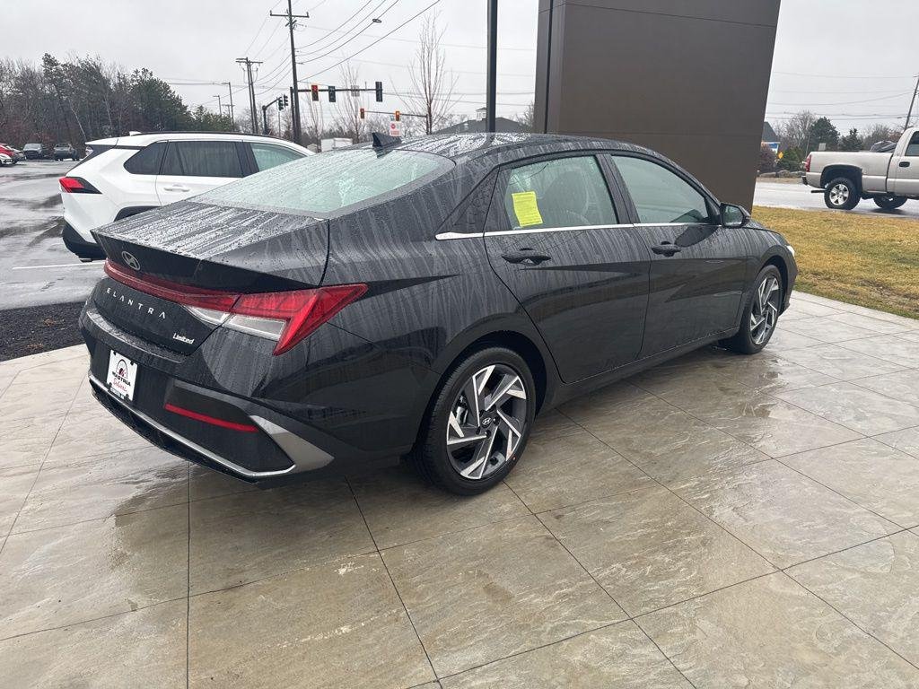 New 2026 Black Hyundai Limited image 8