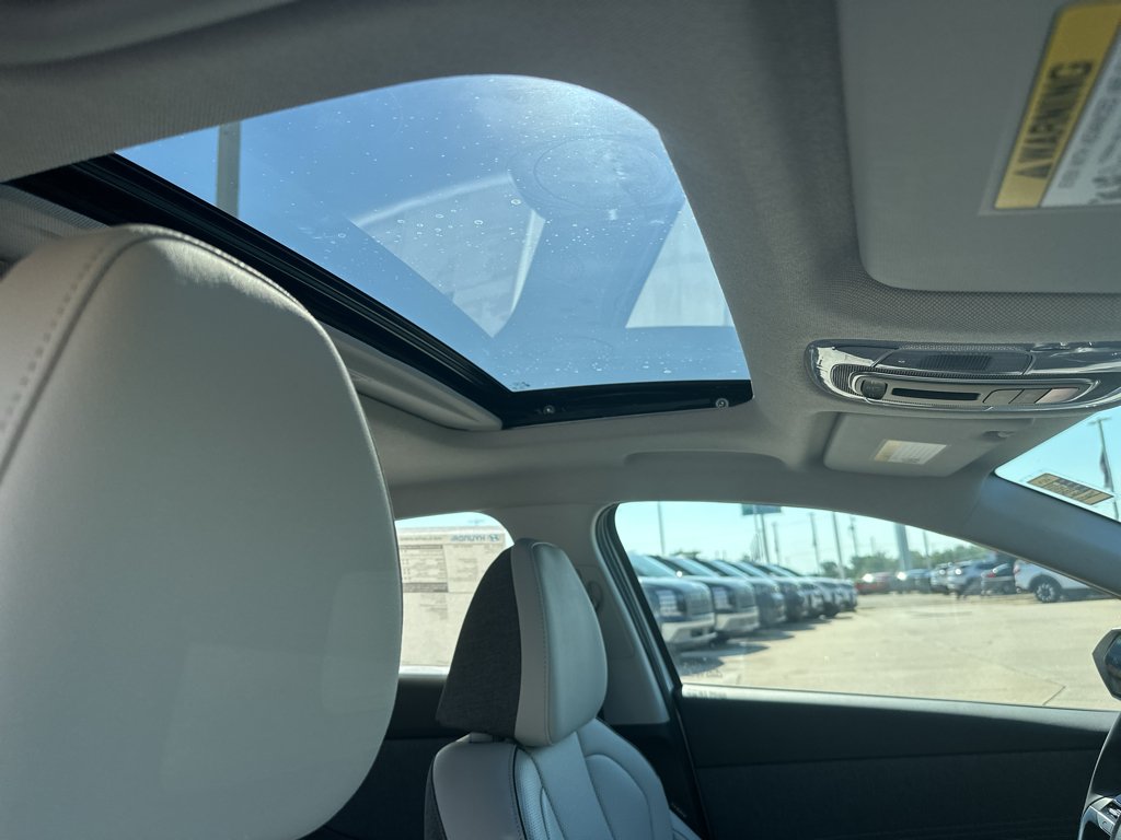 New 2026 Serenity White Hyundai Limited image 34