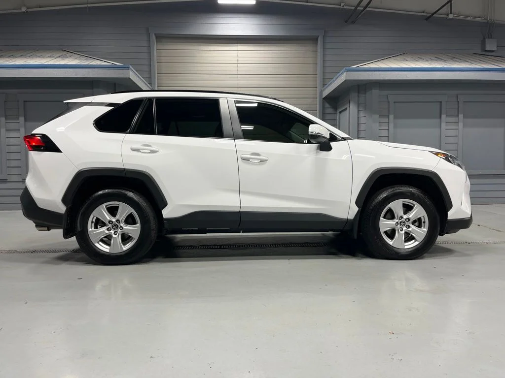 Used 2021 Super White Toyota XLE image 8