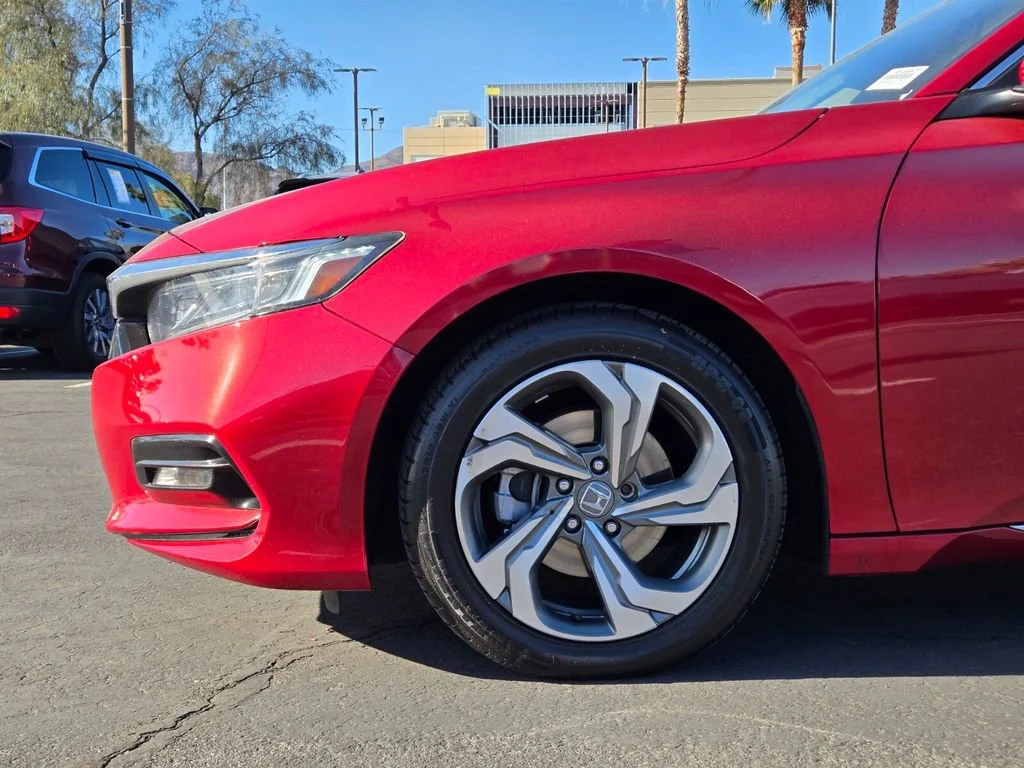 Used 2018 Red Honda EX 1.5T image 9