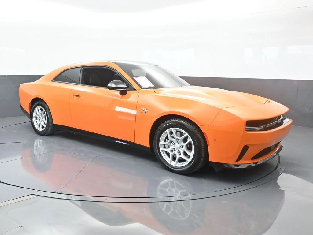 Used 2025 Header Orange Clearcoat Dodge R/T image 8