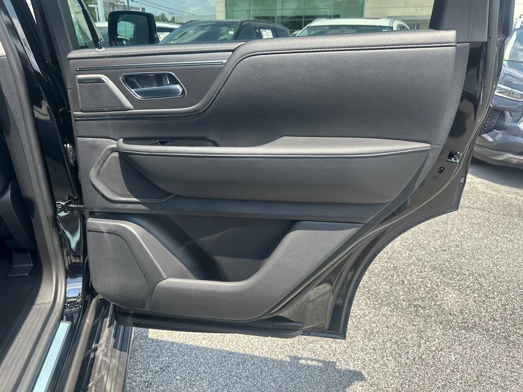 New 2027 BLACK OBSIDIAN INFINITI Pure 4WD image 14