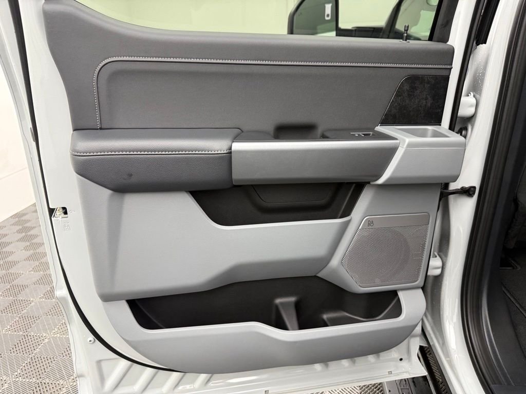New 2026 White Ford XLT image 37