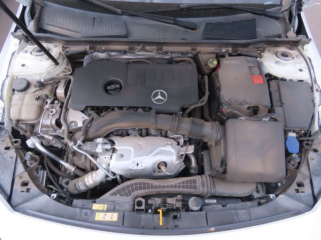 Used 2023  Mercedes-Benz CLA 250 image 13