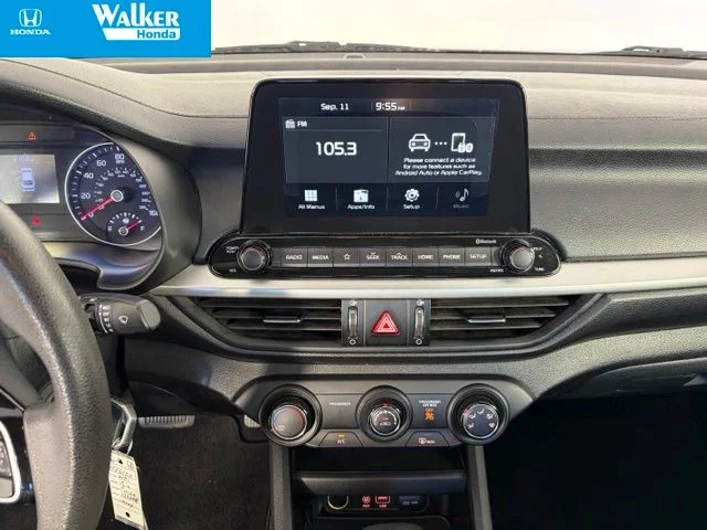 Used 2021 Gray Kia LXS image 22