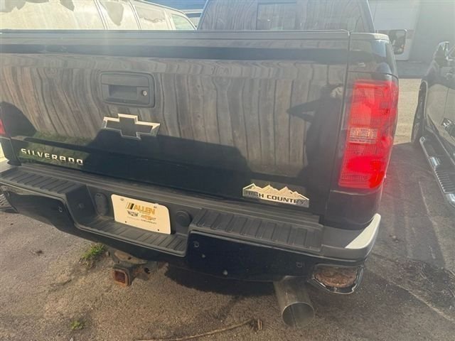 Used 2019 Black Chevrolet High Country image 10