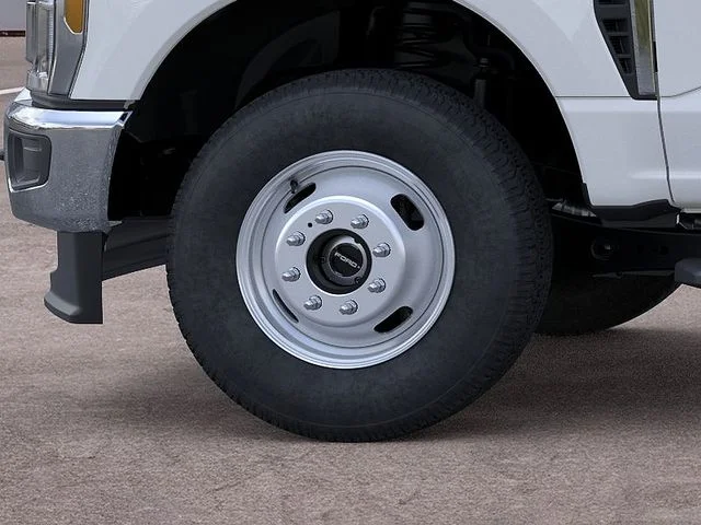 New 2026 Oxford White Ford F-350® XL image 20