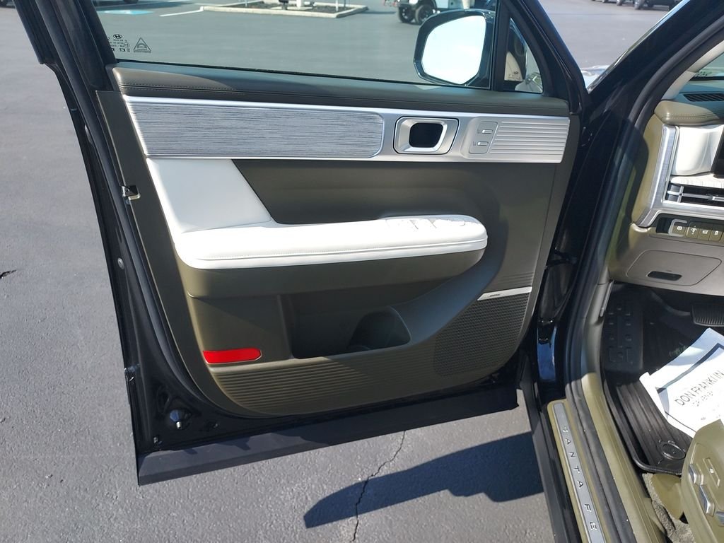 Used 2024 Black Hyundai Calligraphy image 12