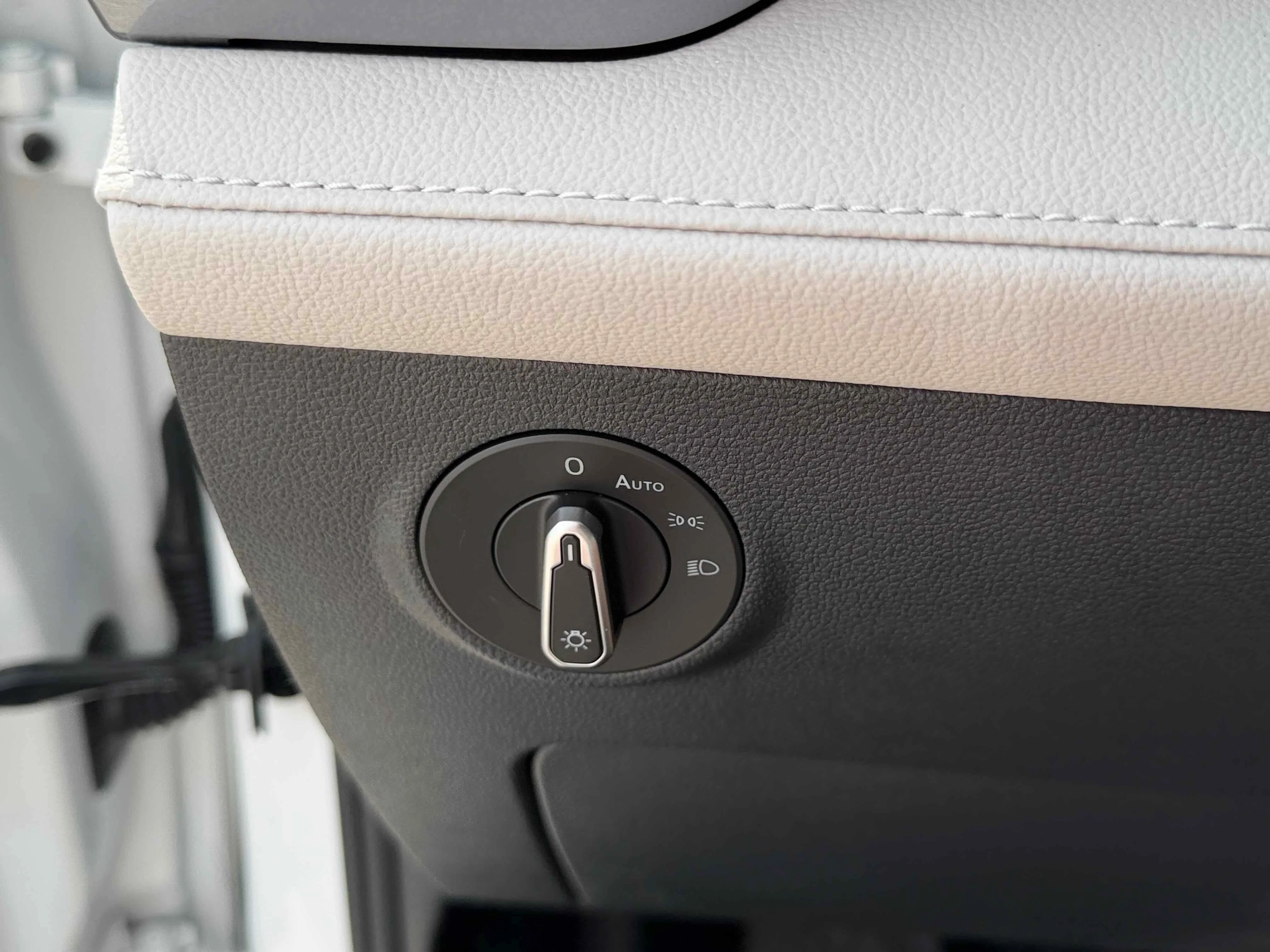 New 2026 Pure White Volkswagen SEL image 25