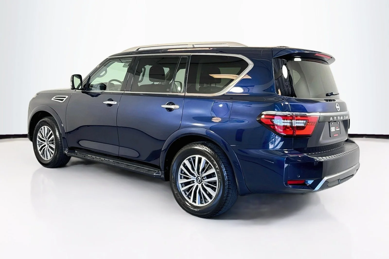 Used 2024 Hermosa Blue Pearl Nissan SL image 7