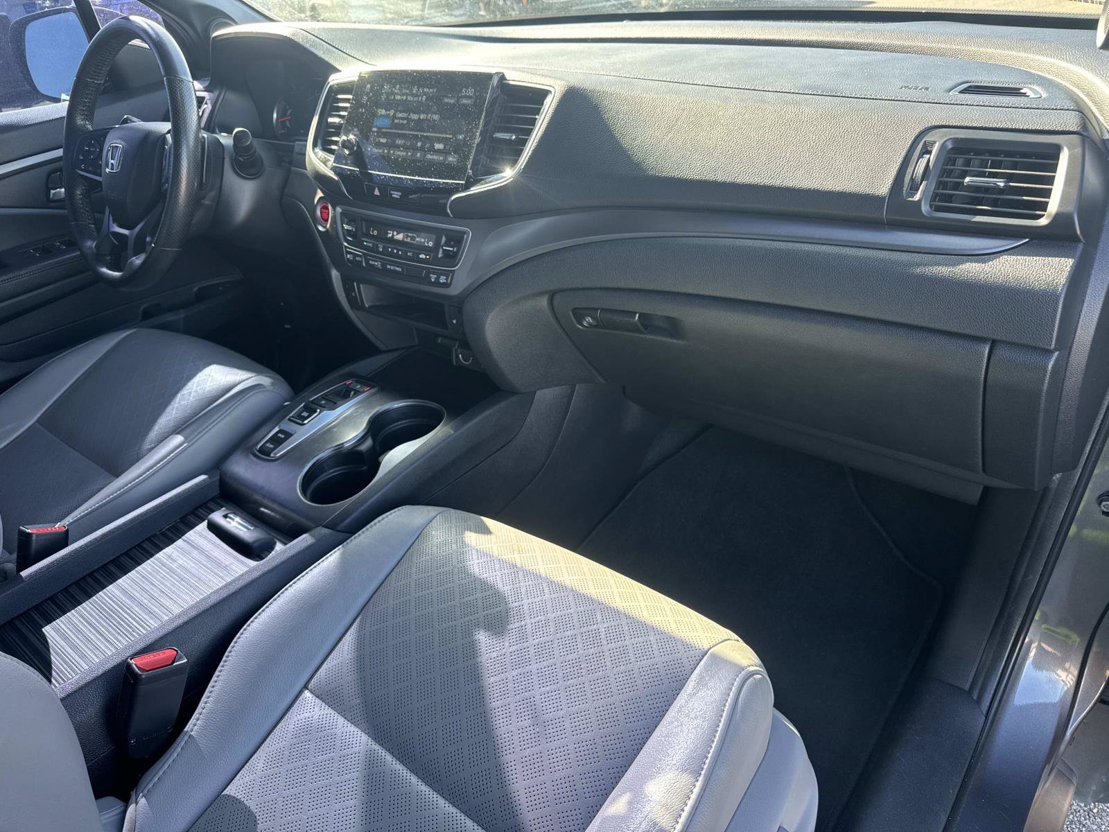 Used 2020  Honda EX-L image 10