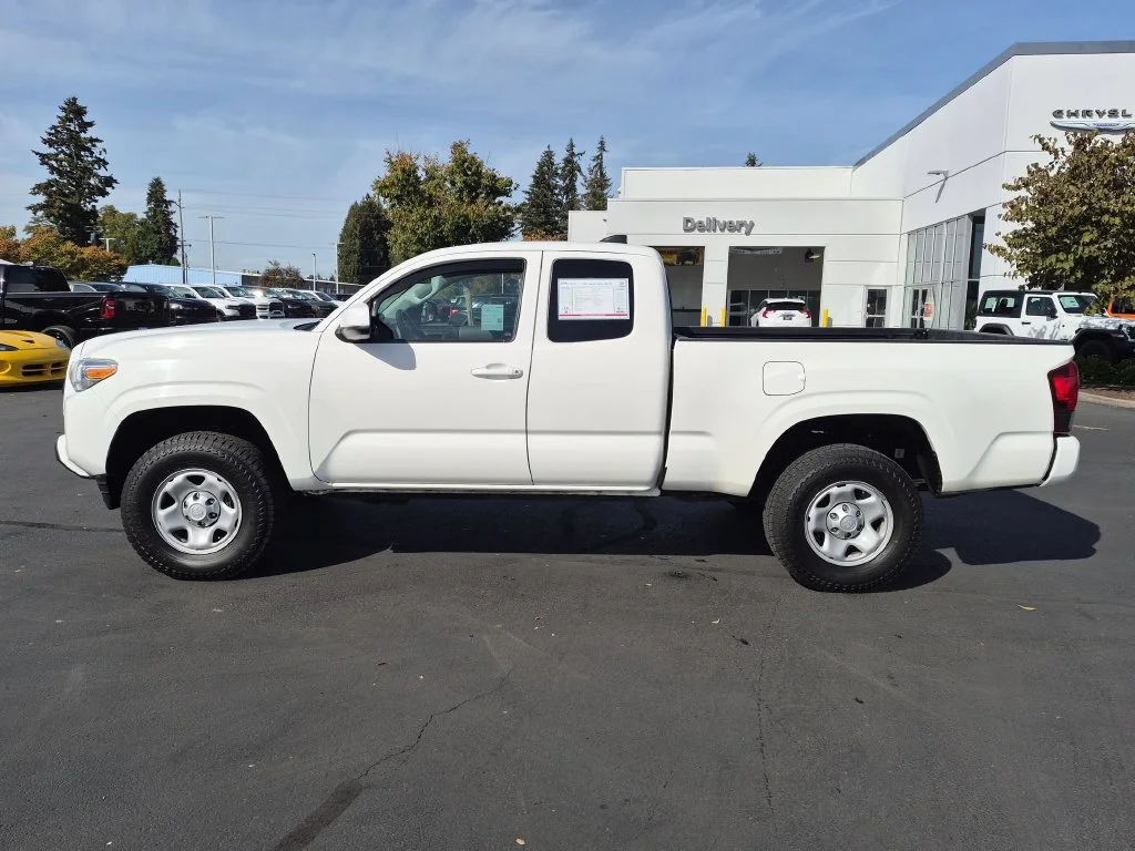 Used 2021 Super White Toyota SR image 3