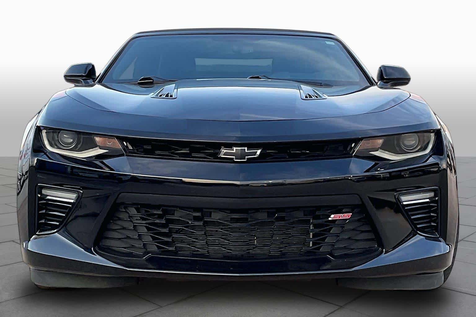 Used 2018 Mosaic Black Metallic Chevrolet 2SS image 4