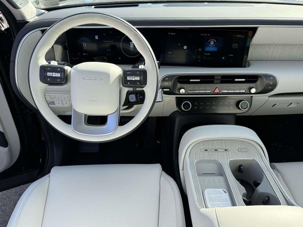 New 2026 Abyss Black Hyundai Calligraphy AWD image 17