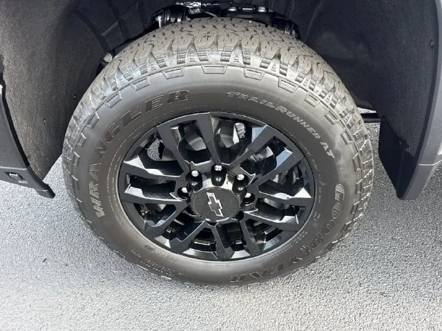2026 Chevrolet Silverado 2500 HD LT - Photo 9