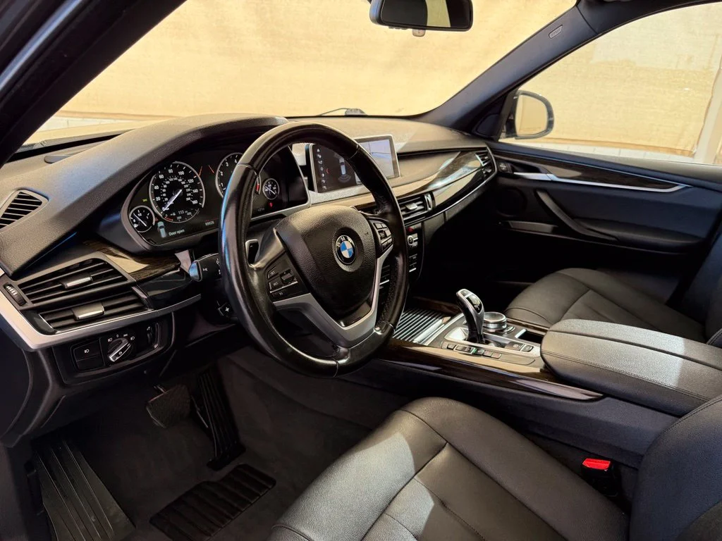 Used 2018 Dark Graphite BMW sDrive35i image 29