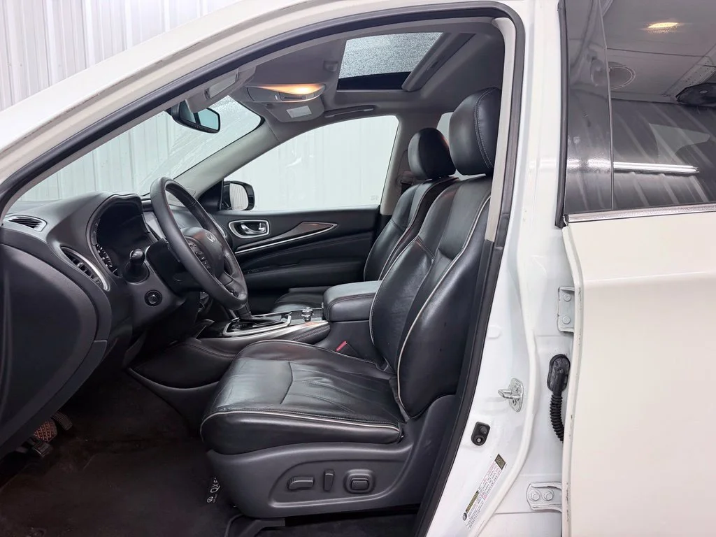 Used 2017 Majestic INFINITI Base image 11