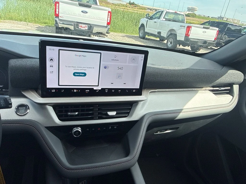 New 2027 Avalanche Gray Ford Active image 32